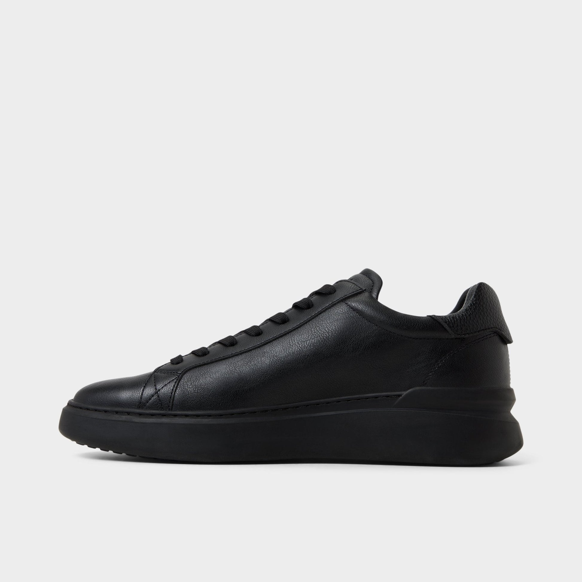 Aldo Toddy in Black Black 14134996 - Low top sneaker Men