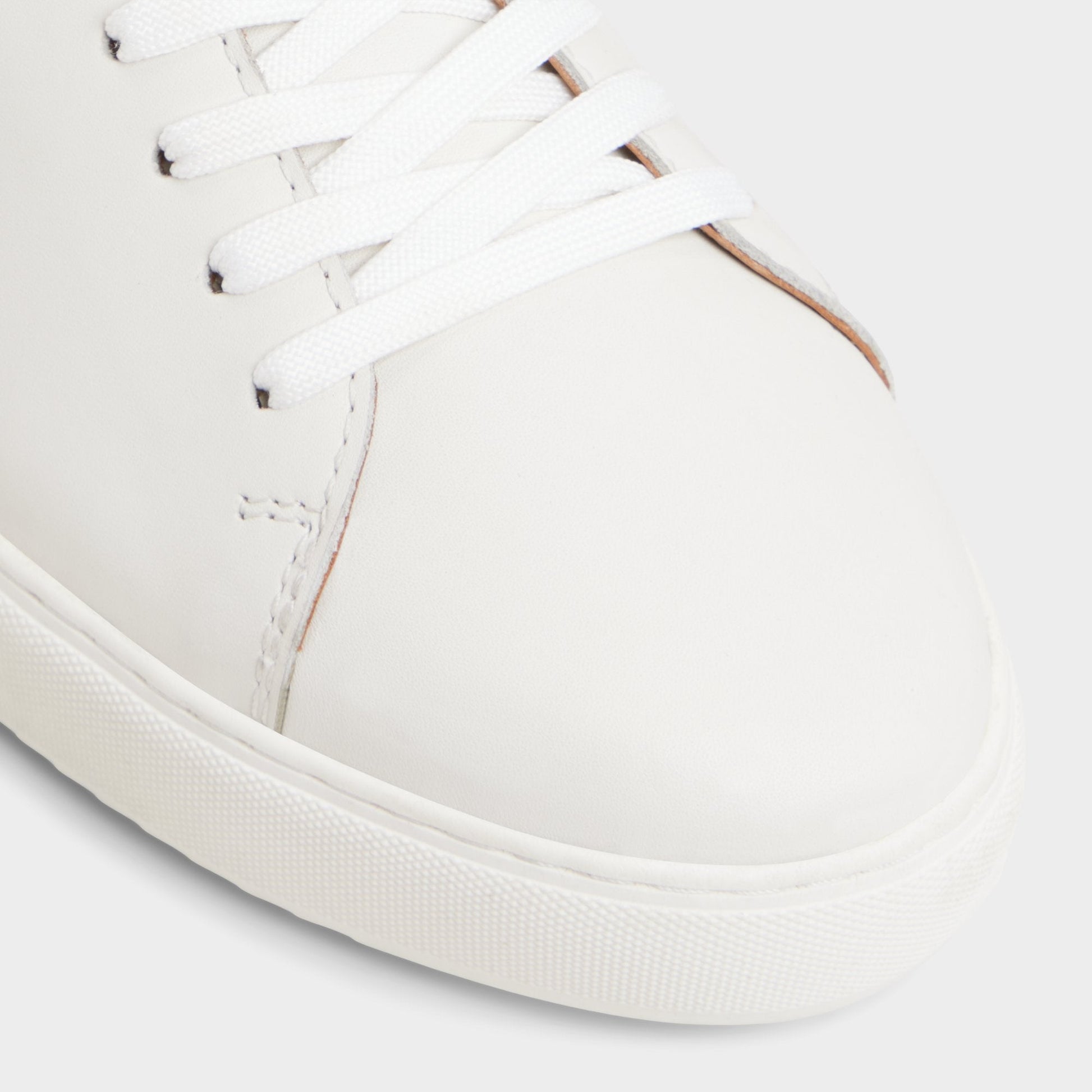 Aldo Fonzo in White - Low top sneaker Men
